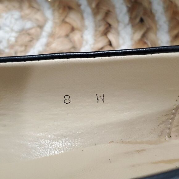 Etienne Aigner Astoria Leather, Navy Pumps, Size 8W - Picture 2 of 9